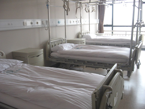 武汉同济医院病房图片